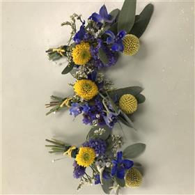 fwthumbBunched buttonholes.jpg